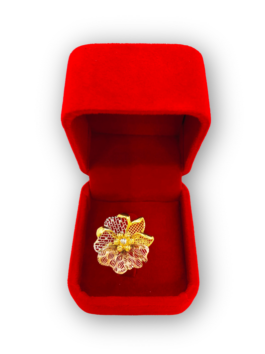 Oceanic Majesty Gold Ring