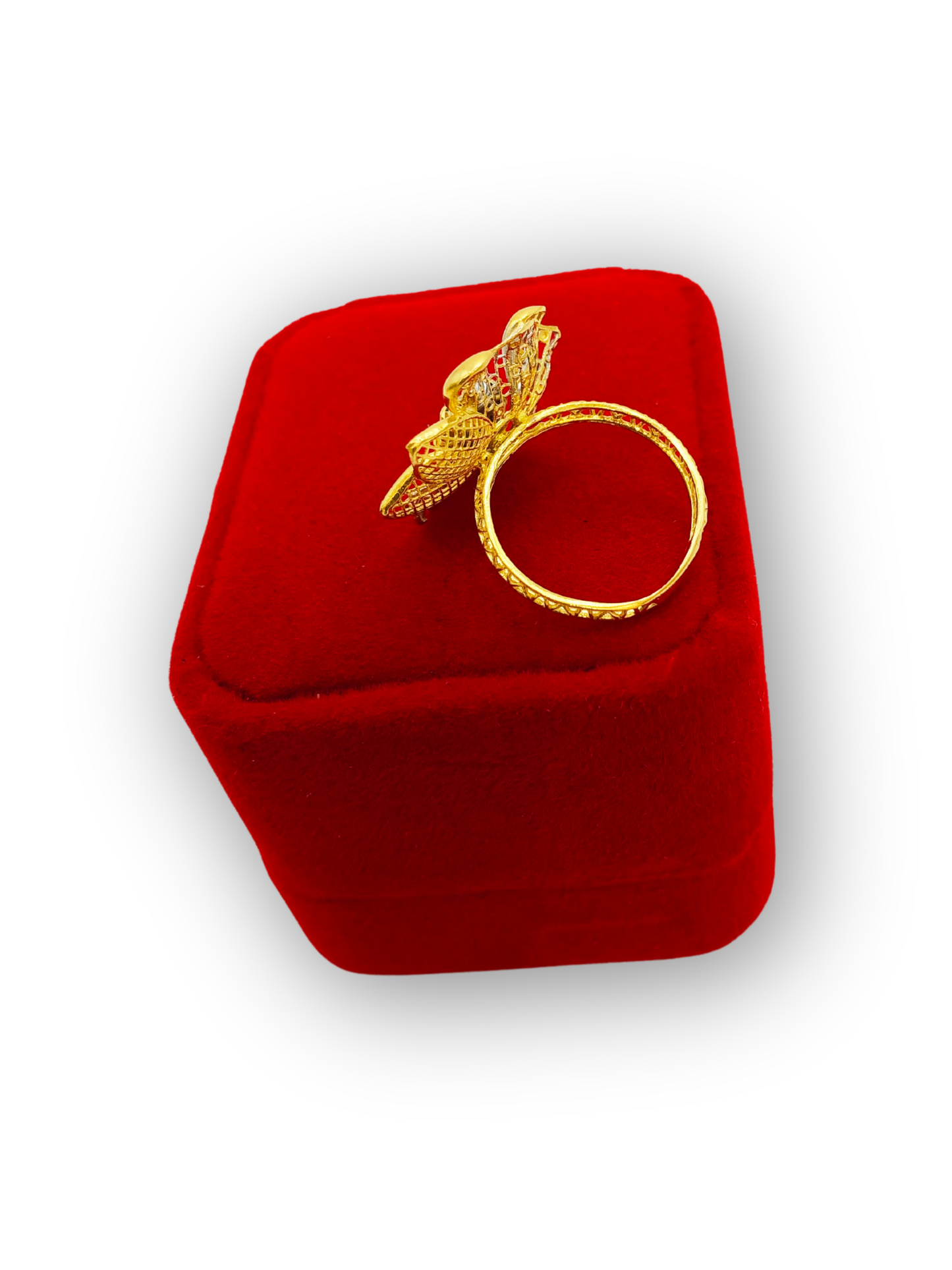 Oceanic Majesty Gold Ring