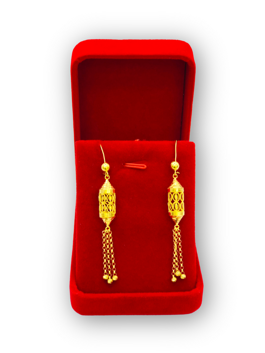 Golden Glow Classic Ear Rings